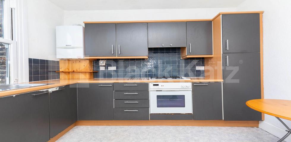 			NEW INSTRUCTION!, 1 Bedroom, 1 bath, 1 reception Flat			 Effingham Road, HARINGEY LADDER